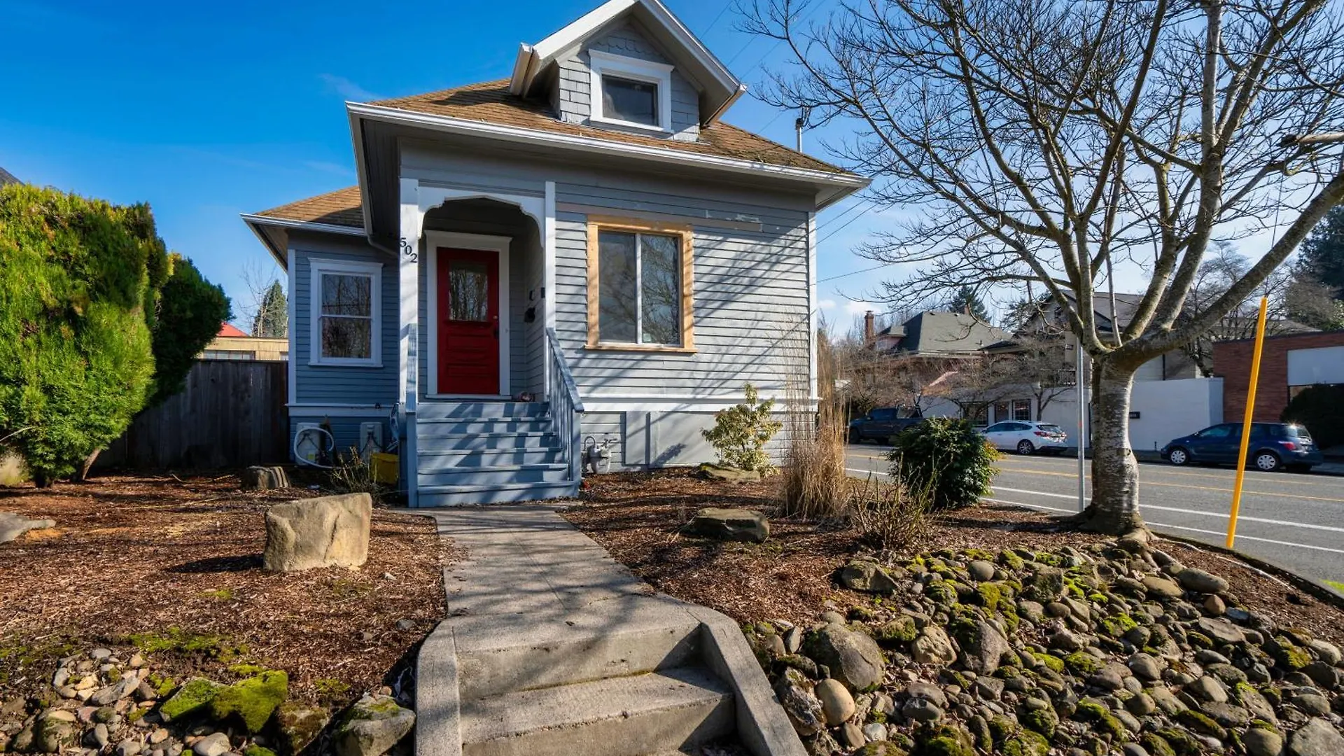 Stay Portland - Laurelhurst Dream On Restaurant Row - 97 Walkscore