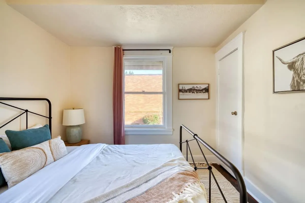 Holiday home Stay Portland - Laurelhurst Dream On Restaurant Row - 97 Walkscore