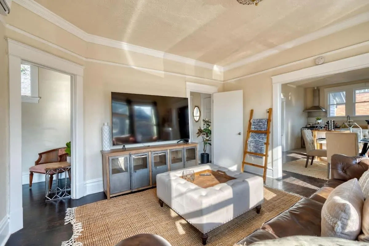 Stay Portland - Laurelhurst Dream On Restaurant Row - 97 Walkscore Holiday home